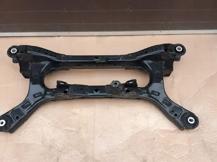 Балка задняя Toyota ORIGINAL за 130 000 тг. в Алматы