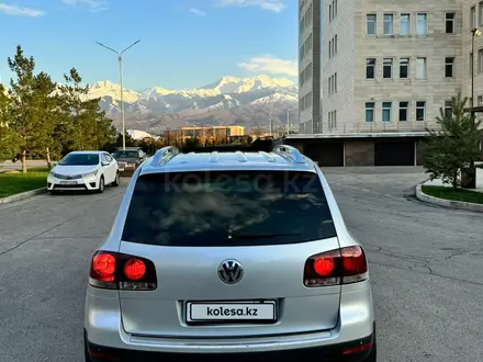 Volkswagen Touareg 2007 года за 4 500 000 тг. в Алматы – фото 3