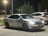 Toyota Camry 2012 года за 5 000 000 тг. в Уральск – фото 2