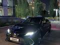 Toyota Camry 2023 года за 14 700 000 тг. в Алматы