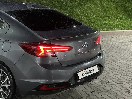 Hyundai Elantra 2019 года за 8 490 000 тг. в Алматы – фото 6