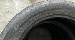 Летние шины Bridgestone 235/55 R19үшін200 000 тг. в Атырау – фото 2