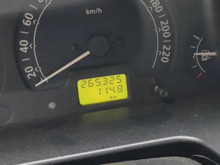 Land Rover Discovery 2004 года за 5 900 000 тг. в Алматы – фото 19
