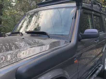 Land Rover Discovery 2004 года за 5 900 000 тг. в Алматы – фото 4