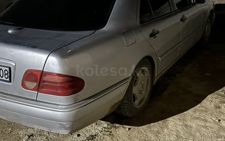 Mercedes-Benz E 280 1997 годаүшін2 600 000 тг. в Тараз