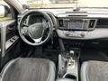 Toyota RAV4 2017 годаfor10 450 000 тг. в Актобе – фото 14