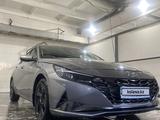 Hyundai Elantra 2023 года за 11 790 000 тг. в Астана – фото 2