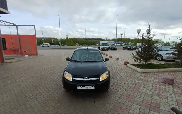 ВАЗ (Lada) Granta 2190 2018 годаүшін2 300 000 тг. в Уральск