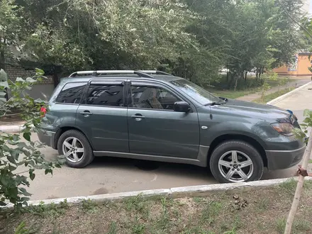 Mitsubishi Outlander 2002 года за 3 500 000 тг. в Уральск – фото 4