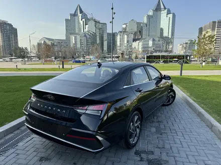Hyundai Elantra 2024 года за 10 690 000 тг. в Алматы – фото 6