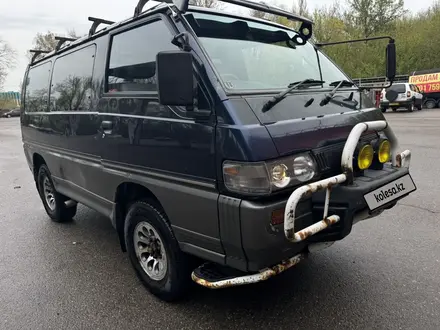 Mitsubishi Delica 1995 года за 1 800 000 тг. в Алматы