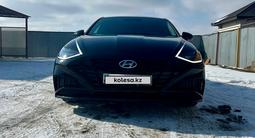 Hyundai Sonata 2022 годаfor13 000 000 тг. в Атырау – фото 3