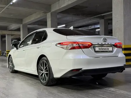 Toyota Camry 2021 года за 13 500 000 тг. в Шымкент – фото 11