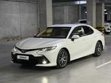 Toyota Camry 2021 годаүшін13 500 000 тг. в Шымкент