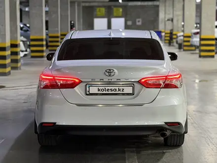 Toyota Camry 2021 года за 13 500 000 тг. в Шымкент – фото 8