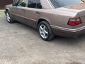 Mercedes-Benz E 280 1993 годаүшін3 700 000 тг. в Караганда