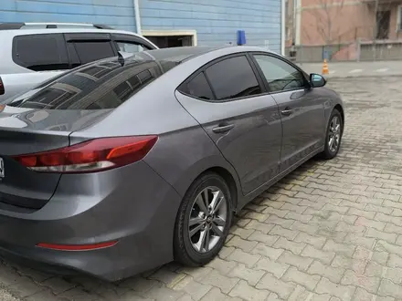 Hyundai Elantra 2016 года за 5 300 000 тг. в Атырау – фото 15