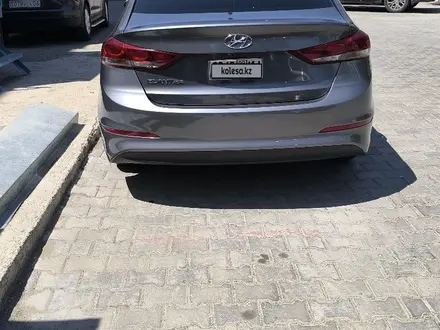 Hyundai Elantra 2016 года за 5 300 000 тг. в Атырау – фото 4