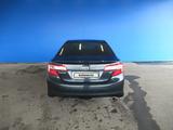 Toyota Camry 2014 годаүшін7 434 000 тг. в Шымкент – фото 2