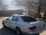 Mercedes-Benz E 230 1998 годаfor1 900 000 тг. в Атырау – фото 4