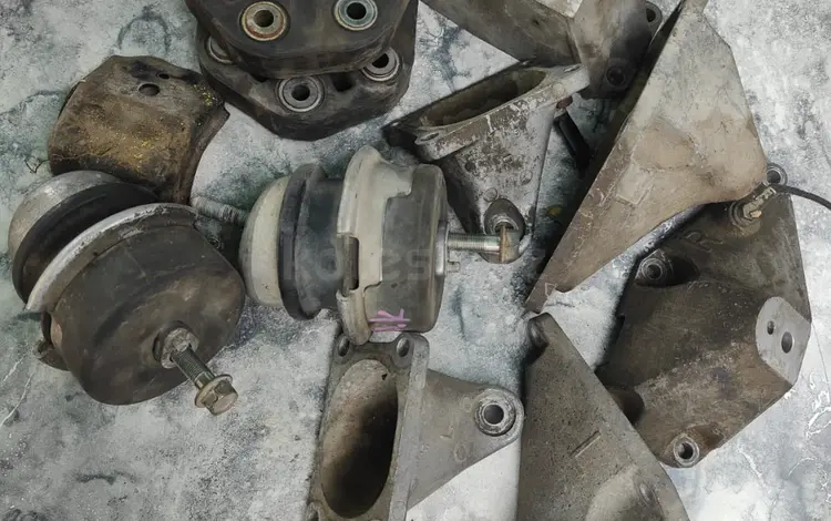 Опора двигателя крепления лапа. Подушки АКПП. Тойота Lexus 1UZ-FE и 3UZ-FEүшін10 000 тг. в Алматы