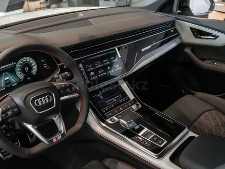 Audi Q8 55 TFSI Quattro Sport 2024 года за 63 890 000 тг. в Астана – фото 12