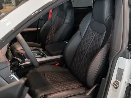 Audi Q8 55 TFSI Quattro Sport 2024 года за 63 890 000 тг. в Астана – фото 6