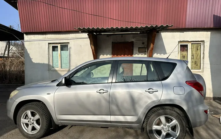 Toyota RAV4 2007 годаfor8 900 000 тг. в Алматы