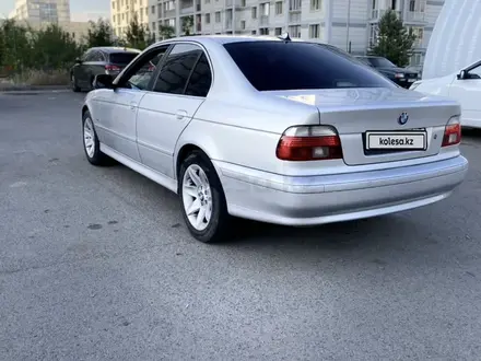 BMW 528 1999 года за 3 400 000 тг. в Алматы – фото 2