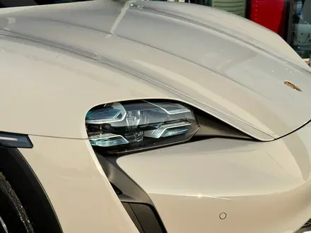 Porsche Taycan 2023 года за 67 000 000 тг. в Алматы – фото 9