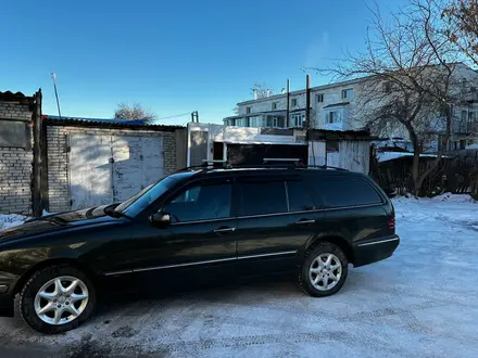 Mercedes-Benz E 240 1998 года за 2 900 000 тг. в Астана