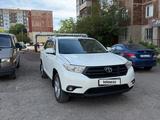 Toyota Highlander 2012 года за 9 500 000 тг. в Караганда
