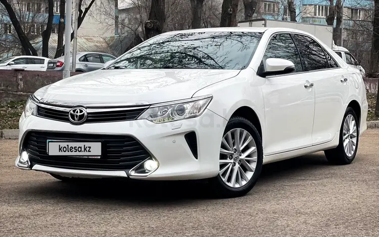 Toyota Camry 2015 года за 11 200 000 тг. в Алматы