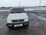 Volkswagen Vento 1993 годаfor1 300 000 тг. в Астана – фото 2