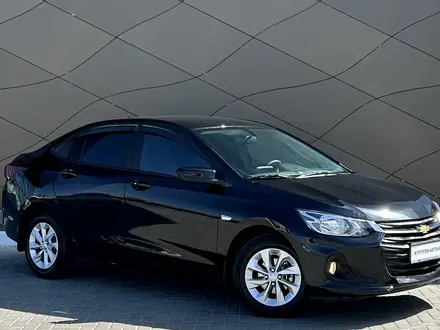 Chevrolet Onix 2023 года за 5 670 000 тг. в Караганда – фото 3