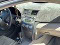 Toyota Camry 2011 года за 4 500 000 тг. в Атырау – фото 6