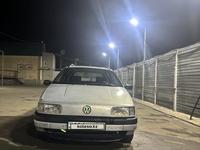 Volkswagen Passat 1993 года за 1 600 000 тг. в Есик