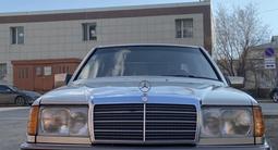 Mercedes-Benz E 230 1991 года за 1 190 000 тг. в Астана – фото 2