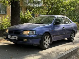 Toyota Carina E