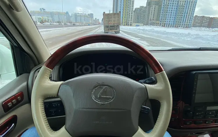 Lexus LX 470 1998 годаfor9 000 000 тг. в Астана