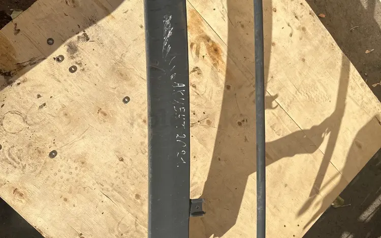 Усилитель переднего бампера оригинал за 28 000 тг. в Астана