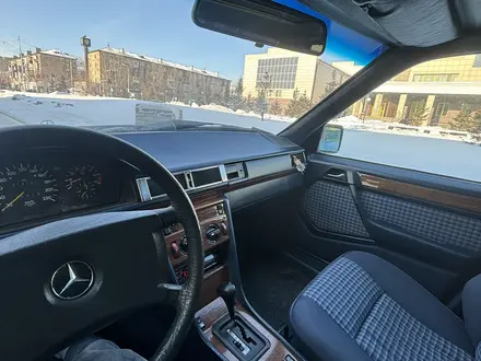 Mercedes-Benz E 230 1991 года за 1 300 000 тг. в Караганда – фото 6