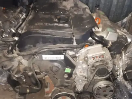 Двигатель в сборе AMB — BFB 1, 8T Audi A4 Passat за 10 000 тг. в Алматы – фото 2