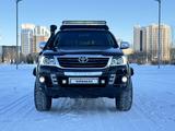 Toyota Hilux 2013 годаүшін15 900 000 тг. в Астана