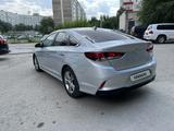 Hyundai Sonata 2017 года за 7 500 000 тг. в Актобе – фото 4