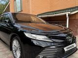 Toyota Camry 2018 года за 15 300 000 тг. в Алматы – фото 3