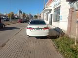 Toyota Camry 2015 годаүшін10 900 000 тг. в Астана – фото 4