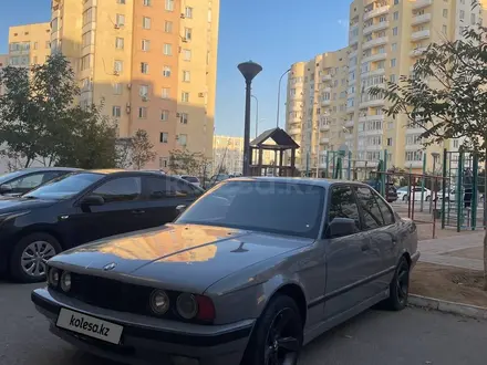 BMW 525 1990 года за 1 300 000 тг. в Актау – фото 2