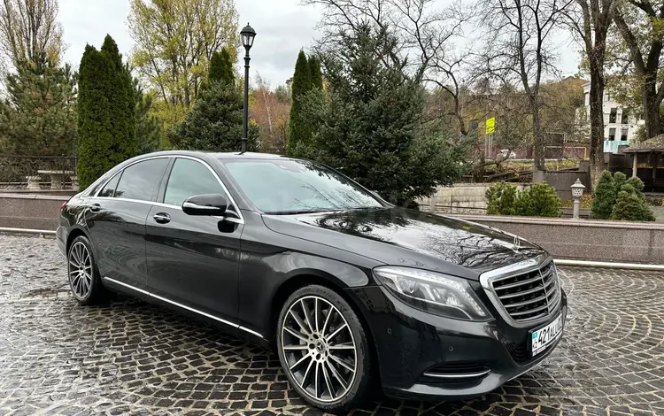 Мерседес S-класс W222 и мерседес V-класс в Алматы