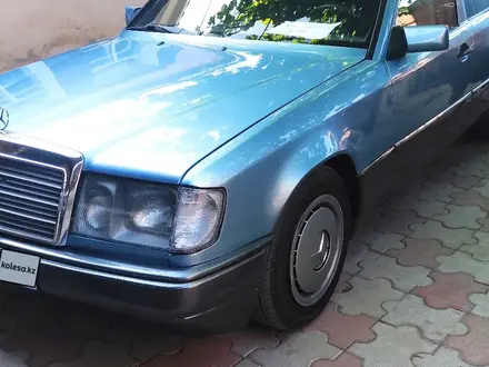 Mercedes-Benz E 230 1988 года за 1 300 000 тг. в Тараз – фото 3